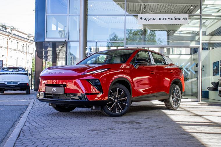 Omoda C5 Стиль, красный
