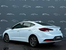 Hyundai Elantra Elegance, фото 4