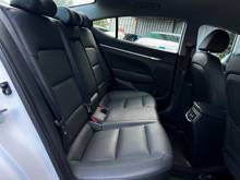 Hyundai Elantra Elegance, фото 9