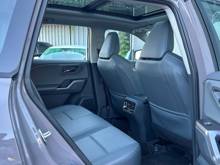 Toyota RAV4 Luxury, фото 11